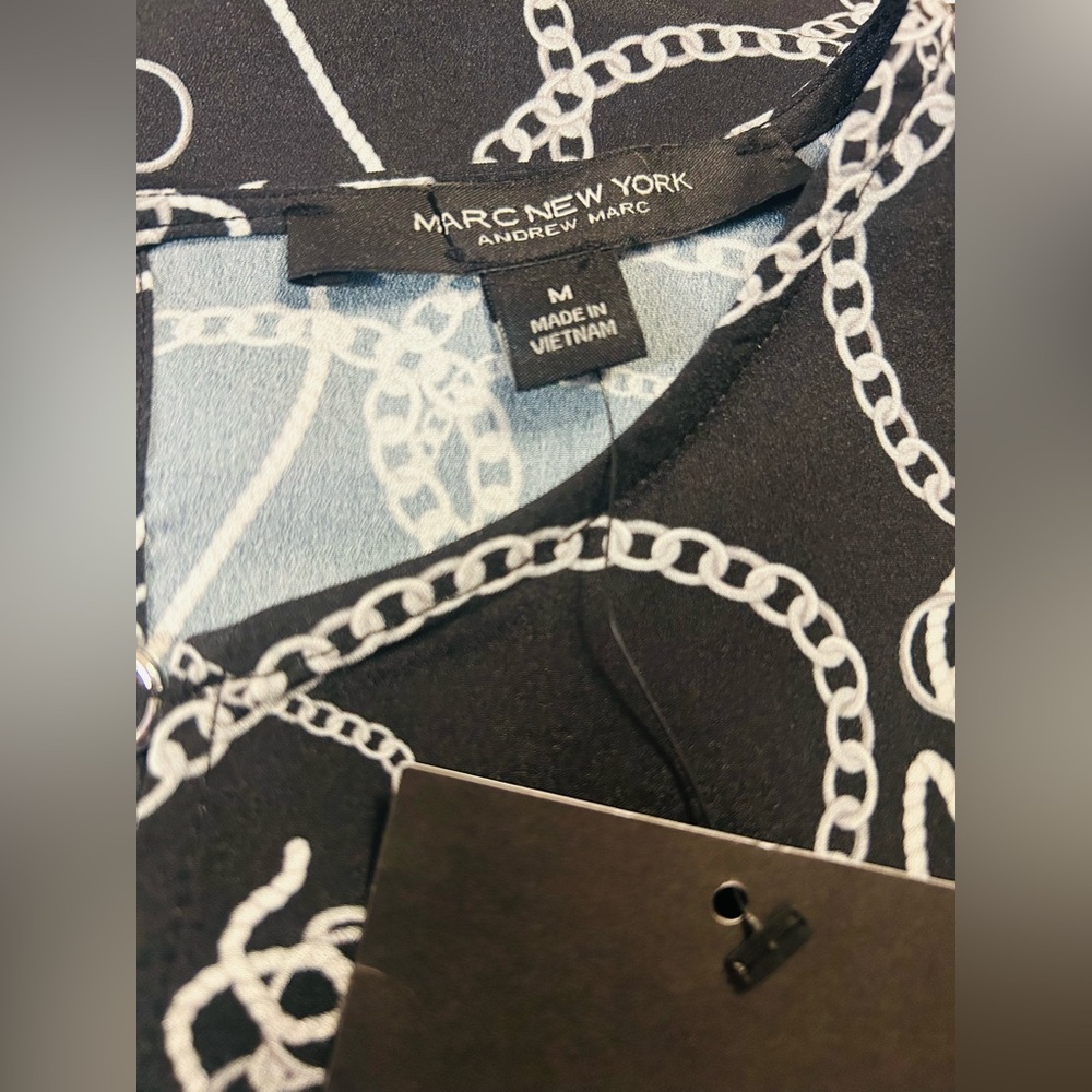 Marc New York Long Sleeve Black and White Chain Design Top. New With Tags - Picture 9 of 10